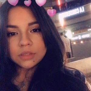 Meet your Posher, Perla